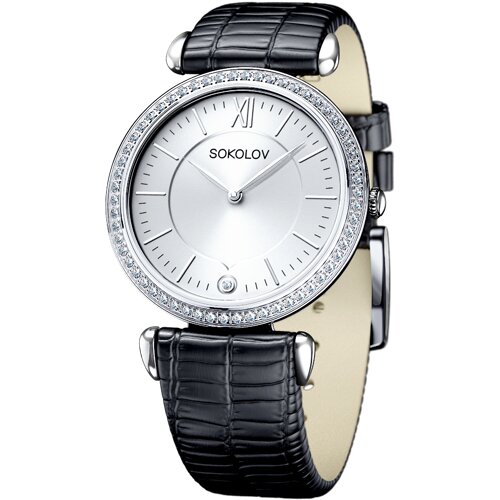 Женские серебряные часы - видео на модели