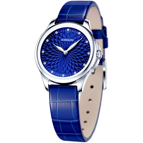 Женские серебряные часы - видео на модели