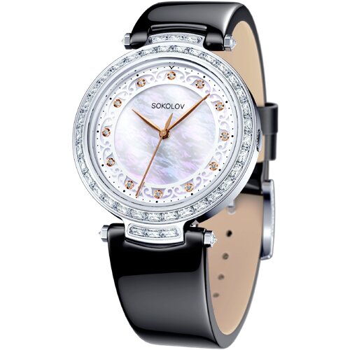 Часы из серебра - видео на модели