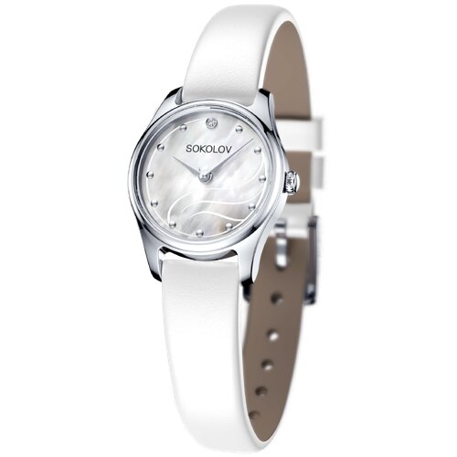 Женские серебряные часы - видео на модели