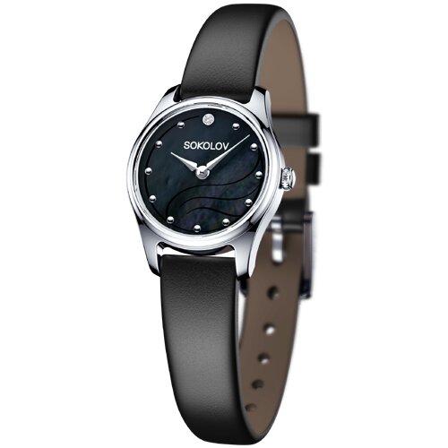 Женские серебряные часы - видео на модели