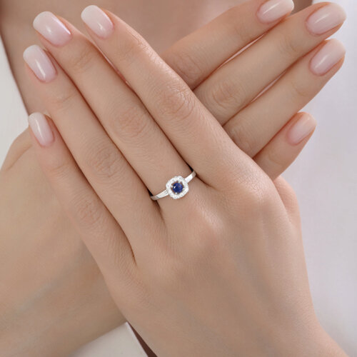 Кольцо из серебра с сапфиром и фианитами из серебро — вид 4