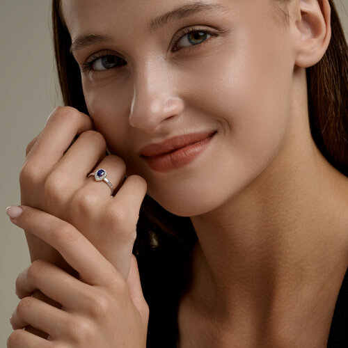 Кольцо из серебра с сапфиром и фианитами из серебро — вид 5