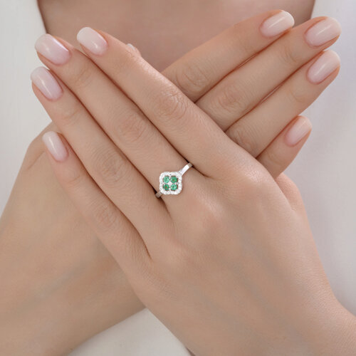 Кольцо из серебра с изумрудами и фианитами из серебро — вид 4