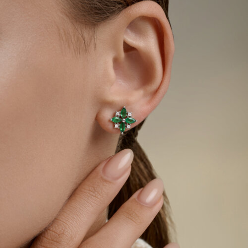 Серьги из серебра с изумрудами и фианитами из серебро — вид 3