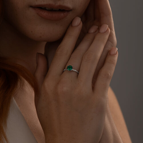 Кольцо из серебра с гидротермальным изумрудом из серебро — вид 4