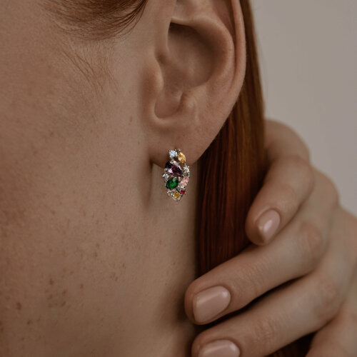 Серьги из серебра с гидротермальными изумрудами, корундами и фианитами из серебро — вид 2