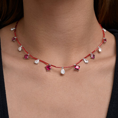 Колье из серебра с корундами и фианитами из родированное серебро — вид 2