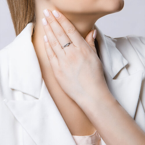 Помолвочное кольцо из серебра с бриллиантом из серебро — вид 3