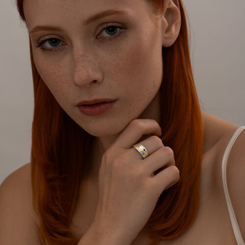 Кольцо из золочёного серебра с бриллиантом из серебро — вид 5