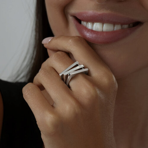 Кольцо из серебра с бриллиантом из серебро — вид 3