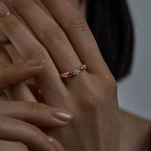 Кольцо из золочёного серебра с бриллиантом из серебро — вид 2