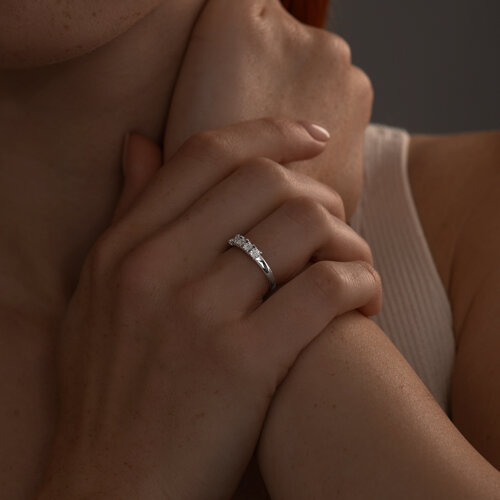 Кольцо из серебра с бриллиантами из серебро — вид 2