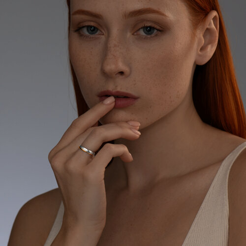 Обручальное кольцо из золочёного серебра с бриллиантами из серебро — вид 5