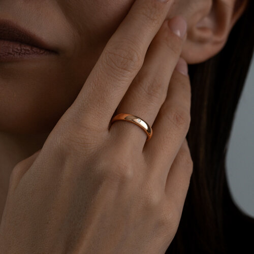 Обручальное кольцо из золочёного серебра с бриллиантом из серебро — вид 4