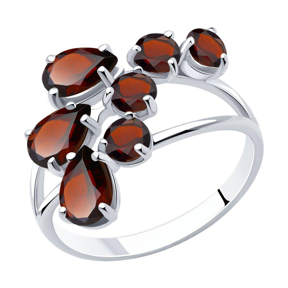 Кольцо из серебра с гранатами - видео на модели