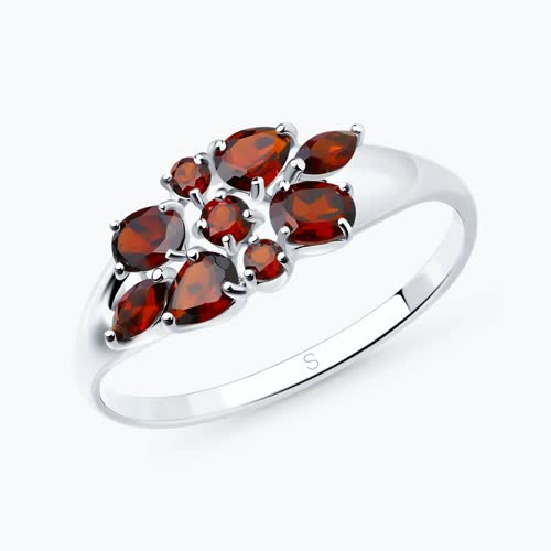 Кольцо из серебра с гранатами - видео на модели