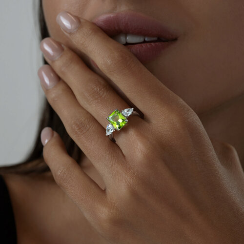 Кольцо из серебра с зелёным ситаллом и фианитами из серебро — вид 4