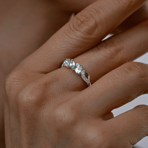 Кольцо из серебра с топазами и фианитами из серебро — вид 3