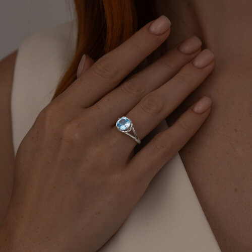 Кольцо из серебра с топазом из серебро — вид 3