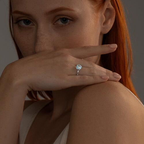 Кольцо из серебра с топазом из серебро — вид 4