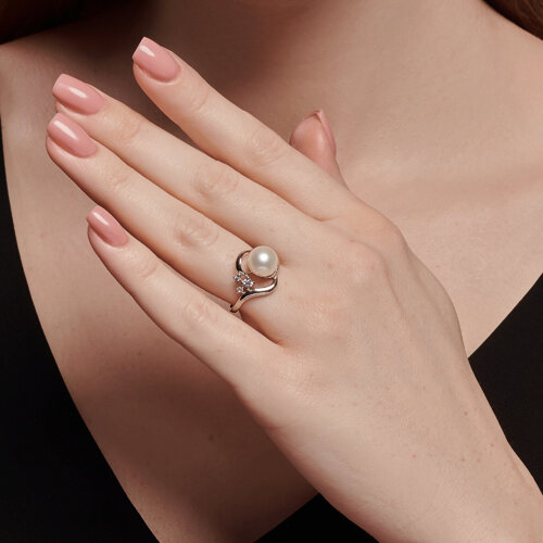 Кольцо из серебра с жемчугом и фианитами из серебро — вид 4