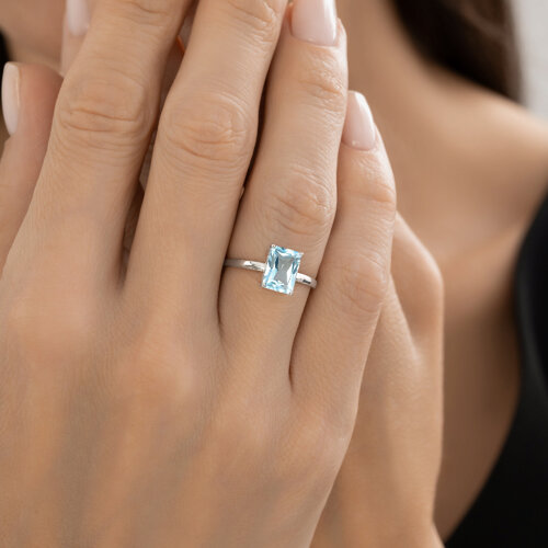 Кольцо из серебра с топазом из серебро — вид 4