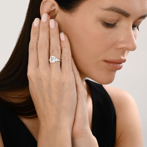 Кольцо из серебра с горным хрусталем и фианитами из серебро — вид 4