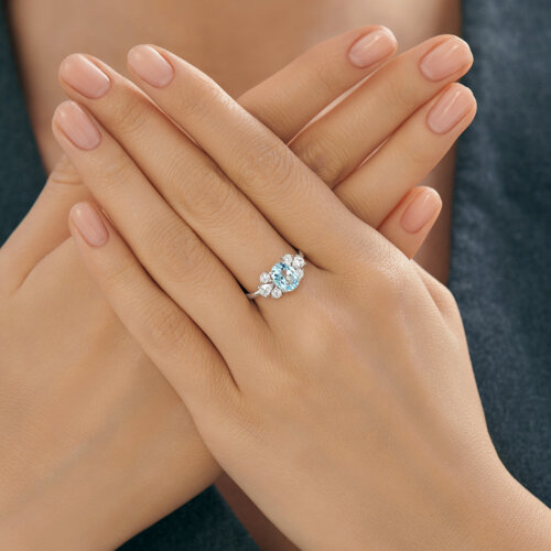 Кольцо из серебра с топазом и фианитами из серебро — вид 4