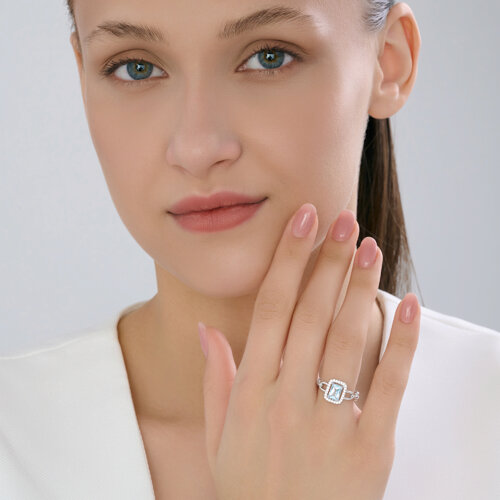 Кольцо из серебра с топазом и фианитами из серебро — вид 5