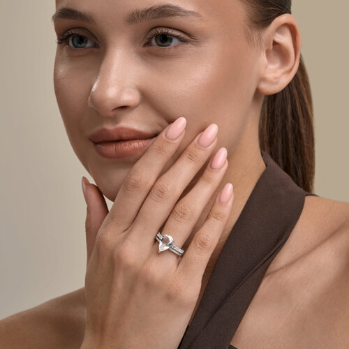 Кольцо из серебра с горным хрусталем и фианитами из серебро — вид 4