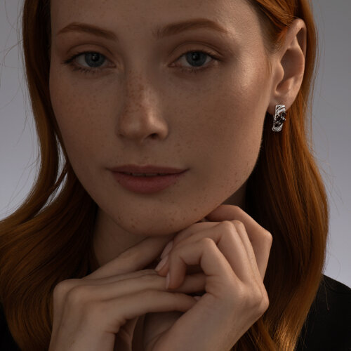 Серьги из серебра с гранатами и фианитами из серебро — вид 4