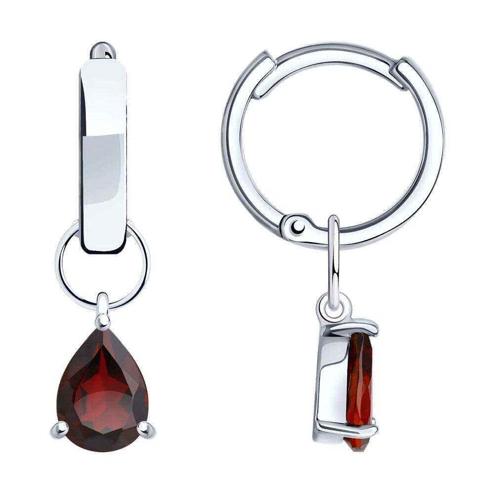 Серьги из серебра с гранатами - видео на модели