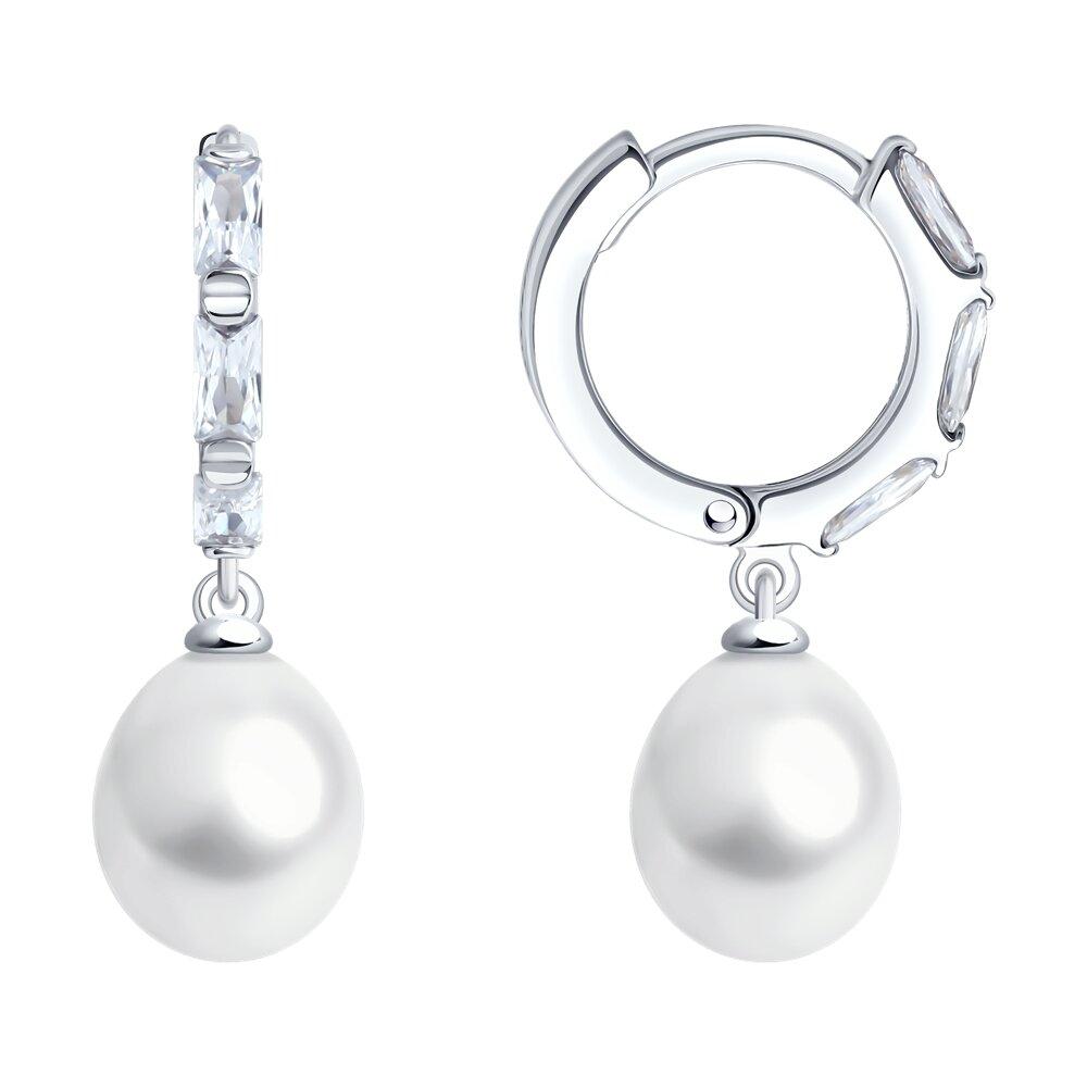 Серьги из серебра с жемчугом и фианитами - видео на модели