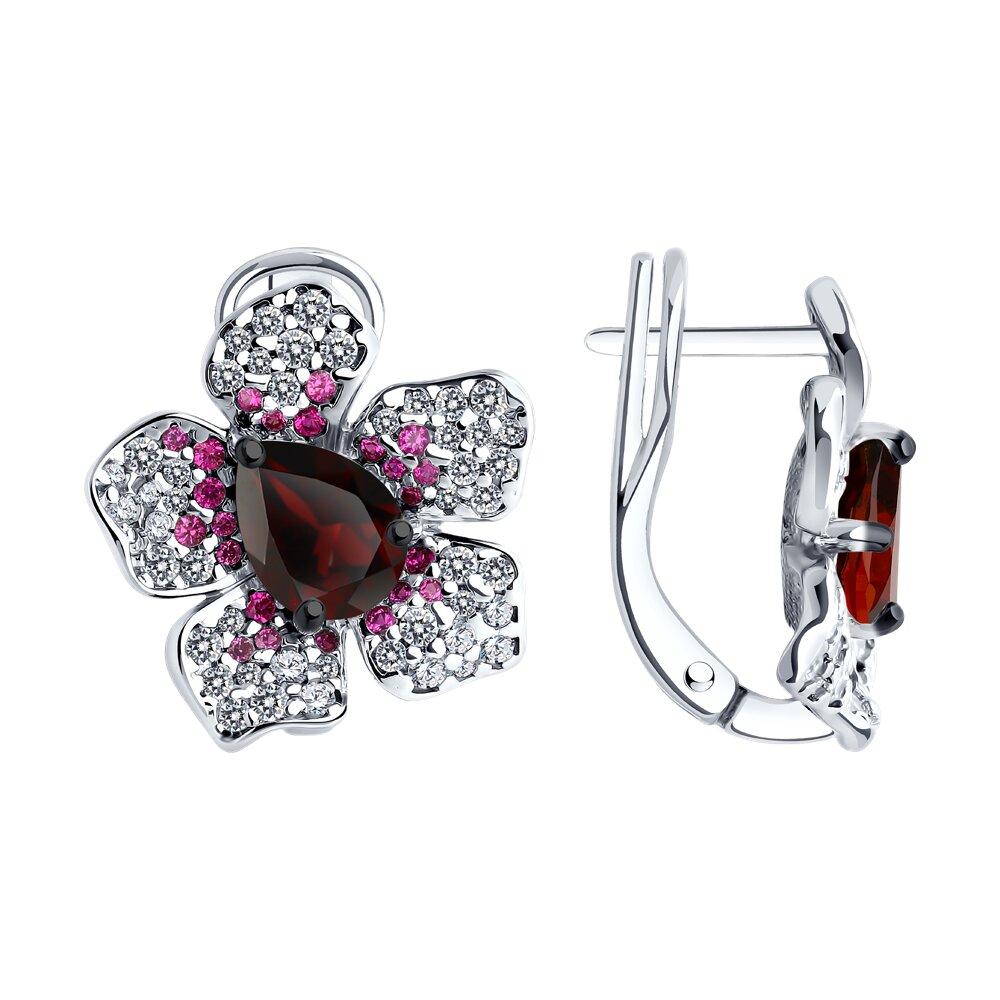 Серьги из серебра с гранатом, корундами и фианитами - видео на модели