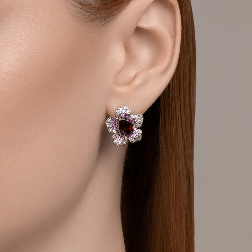 Серьги из серебра с гранатом, корундами и фианитами из серебро — вид 3
