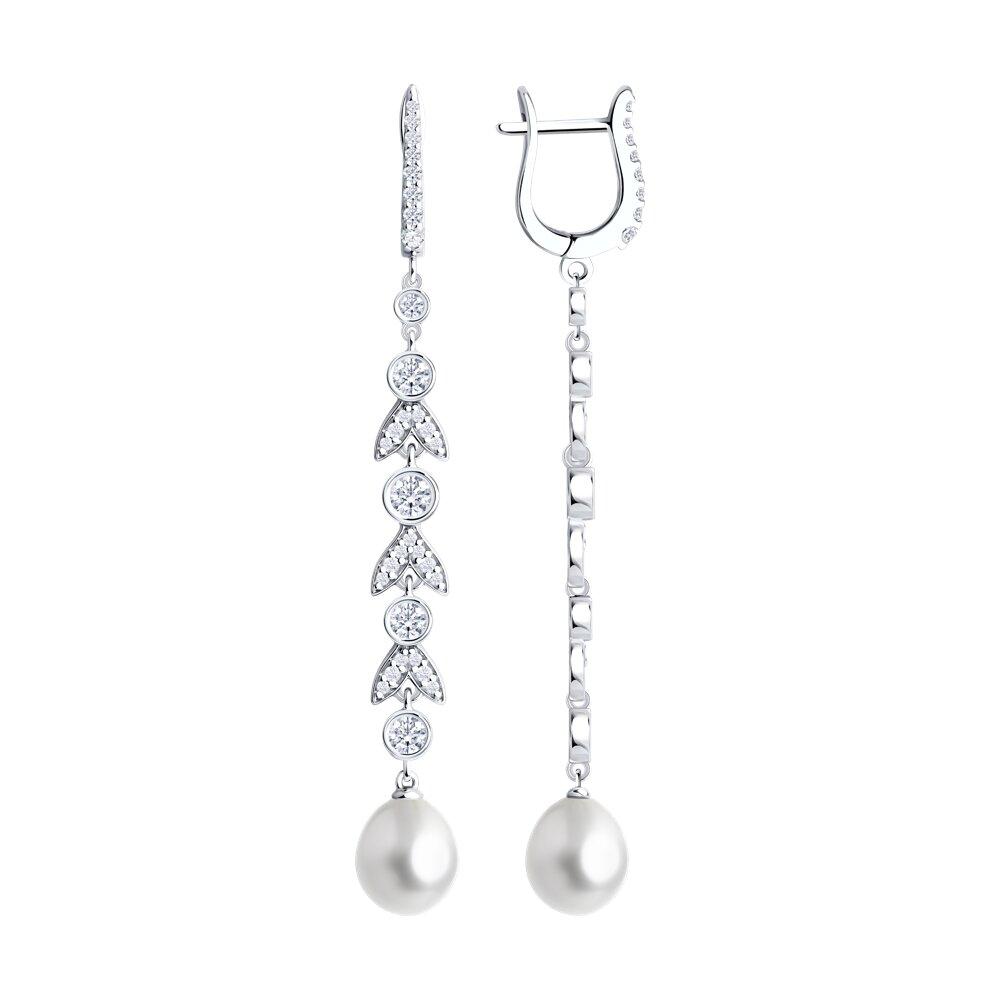 Серьги из серебра с жемчугом и фианитами - видео на модели