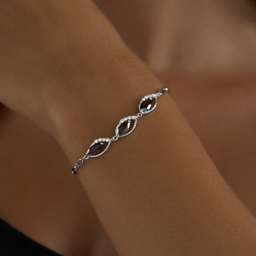 Браслет из серебра с гранатами и фианитами из серебро — вид 3