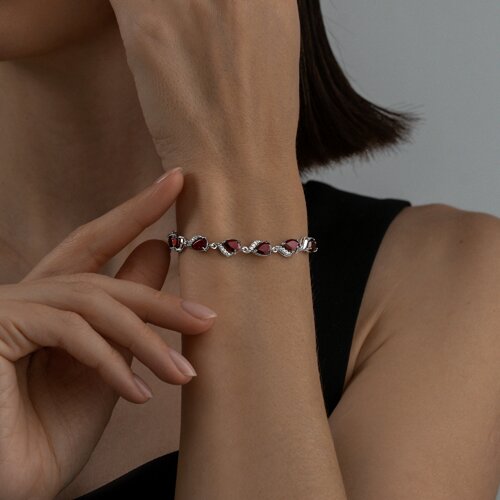 Браслет из серебра с гранатами и фианитами из серебро — вид 2