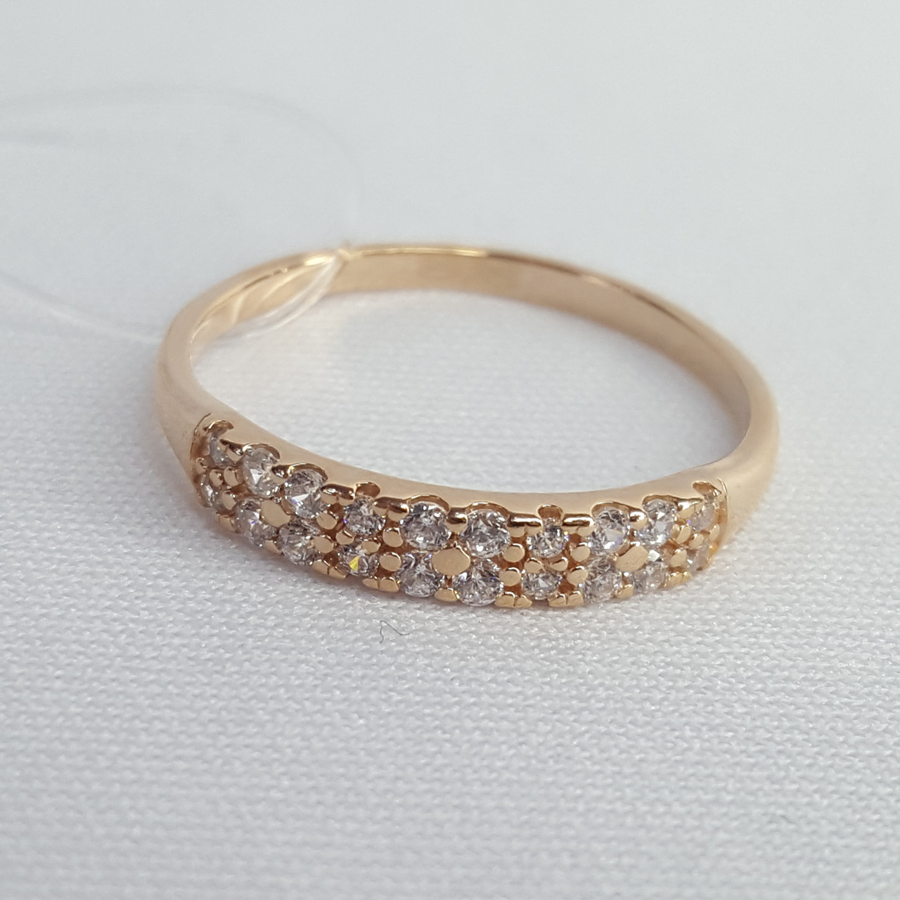 Кольцо из золочёного серебра с фианитами - видео на модели