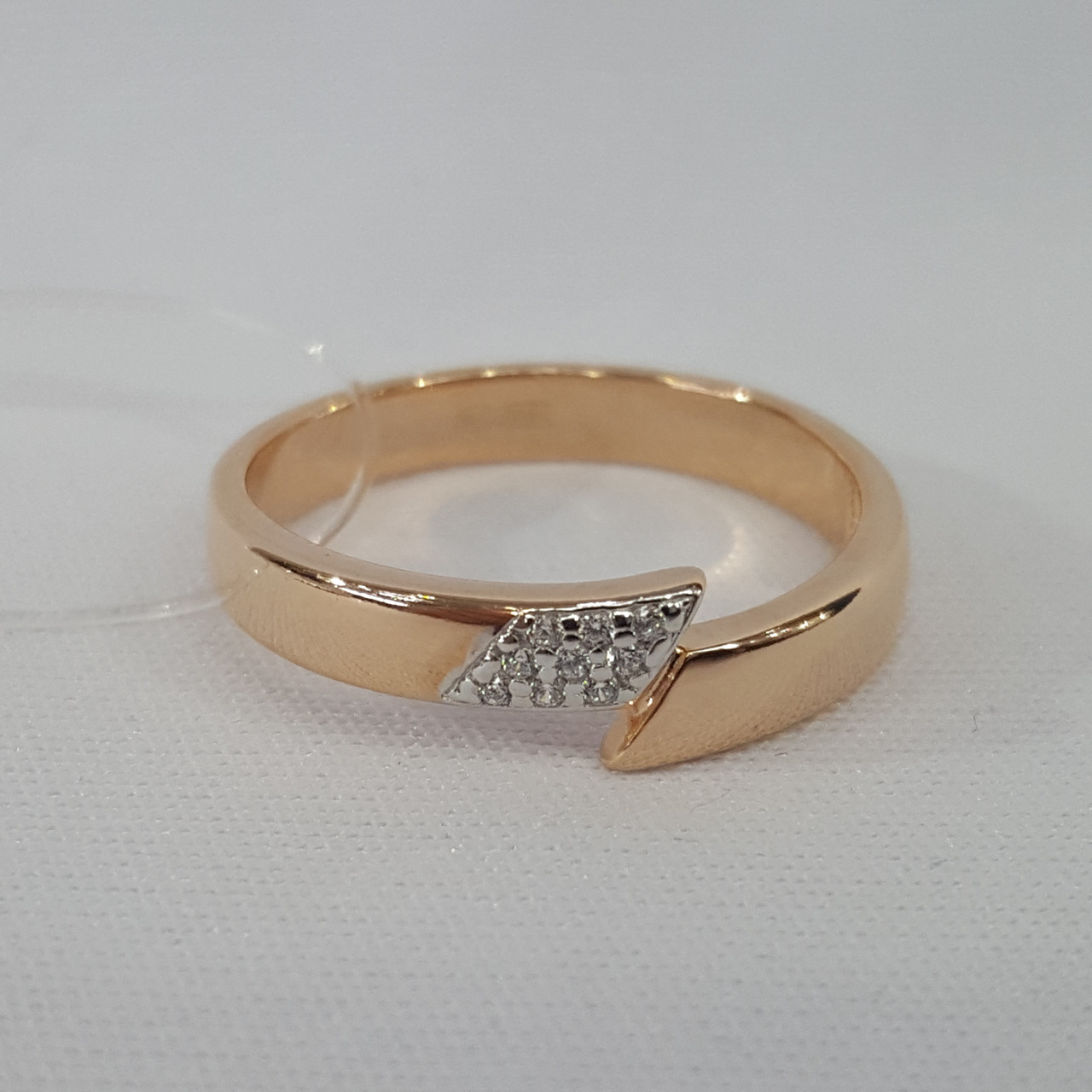 Кольцо из золочёного серебра с фианитами из серебро