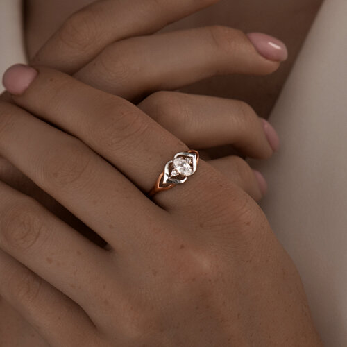 Кольцо из золочёного серебра с фианитами из серебро — вид 3