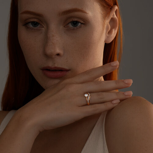 Кольцо из золочёного серебра с фианитами из серебро — вид 3