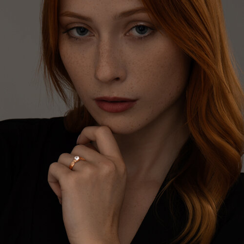 Кольцо из золочёного серебра с фианитом из серебро — вид 4