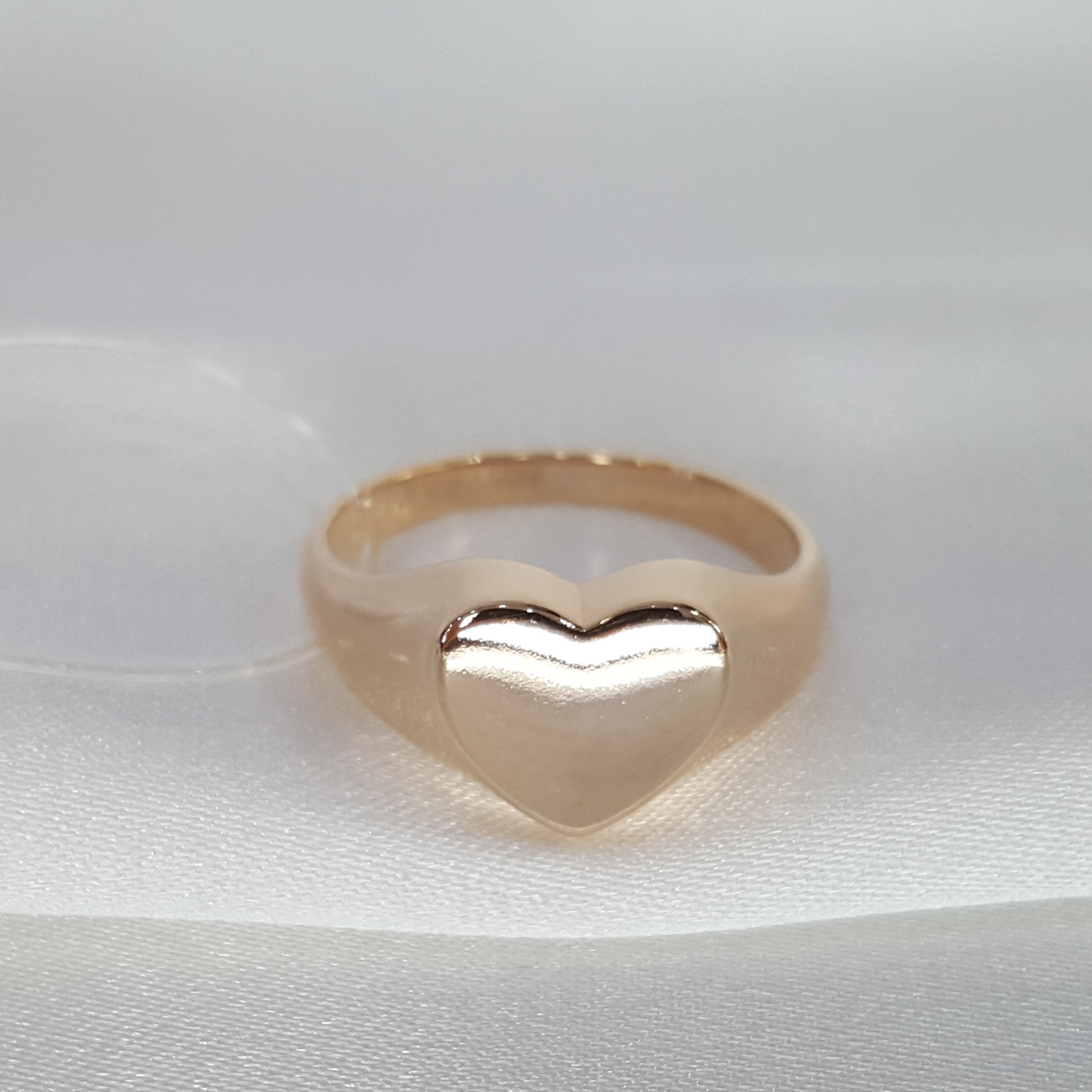 Кольцо из золочёного серебра - видео на модели