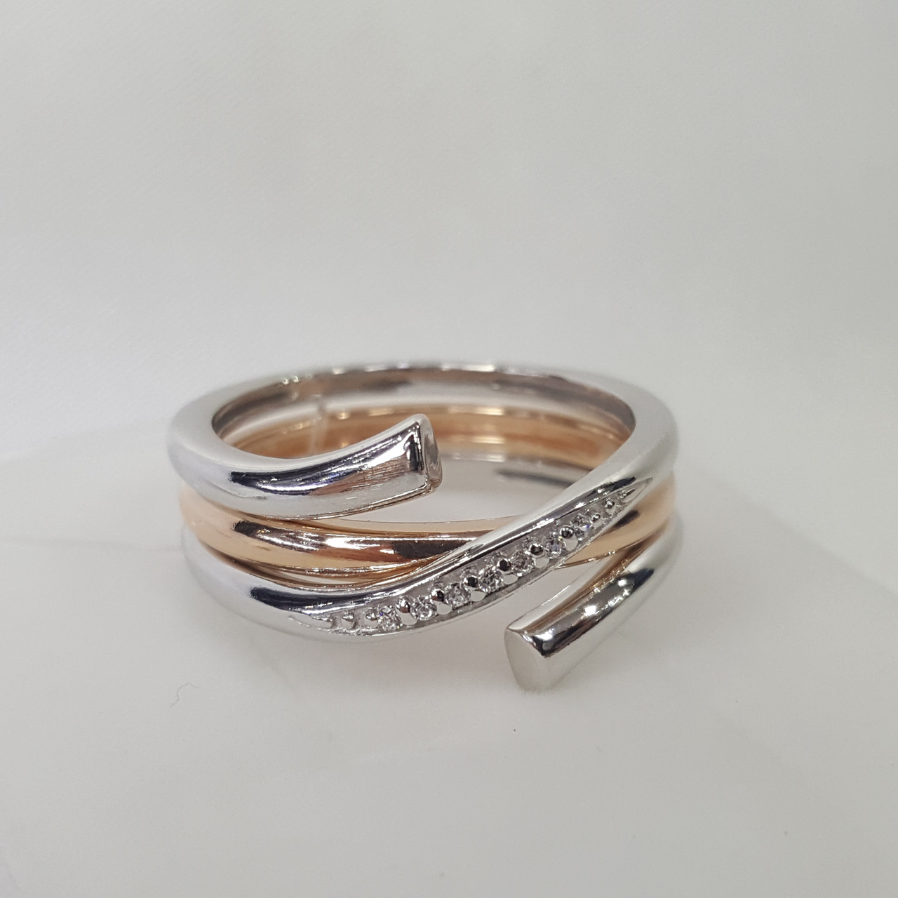 кольцо - видео на модели