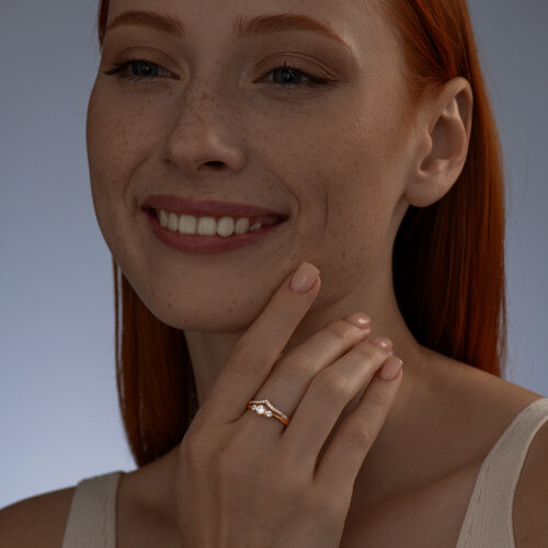 Кольцо из золочёного серебра с фианитами из серебро — вид 3