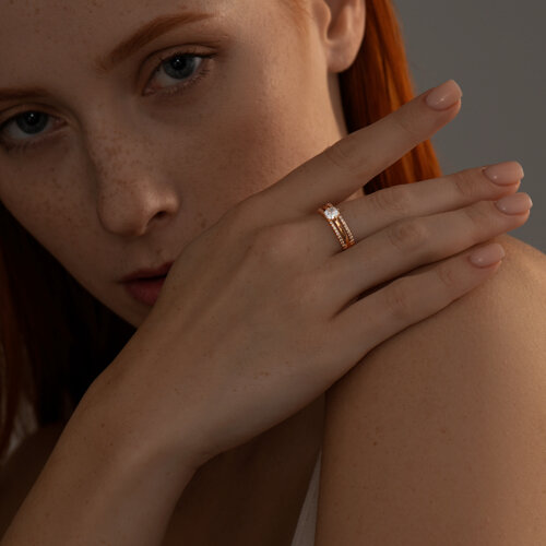 Кольцо из золочёного серебра с фианитами из серебро — вид 3