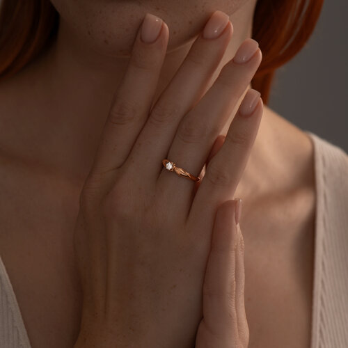 Кольцо из золочёного серебра с фианитом из серебро — вид 2