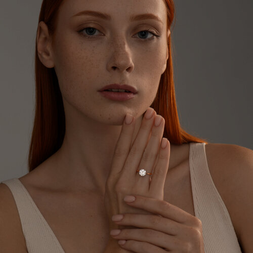 Кольцо из золочёного серебра с фианитом из серебро — вид 3